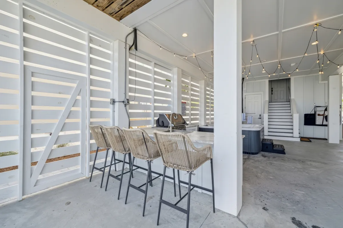 Tides Beach House #86