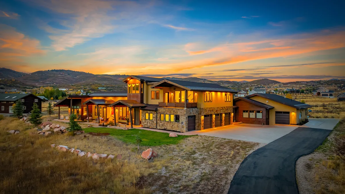 Wander Park City Lighthouse