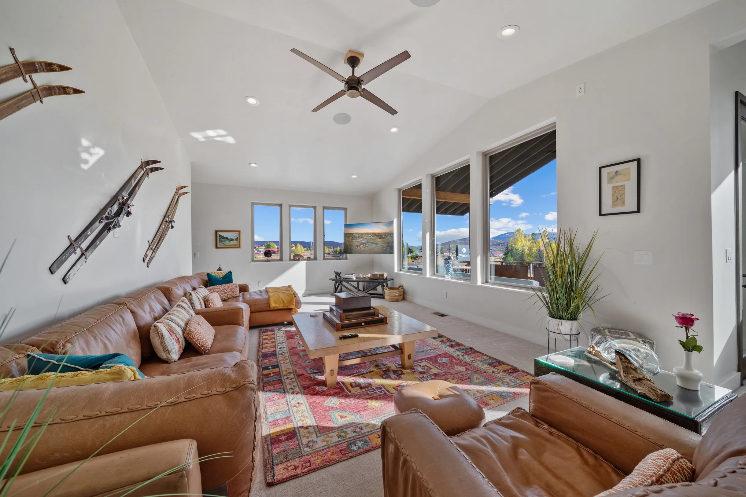 Wander Park City Lighthouse #75