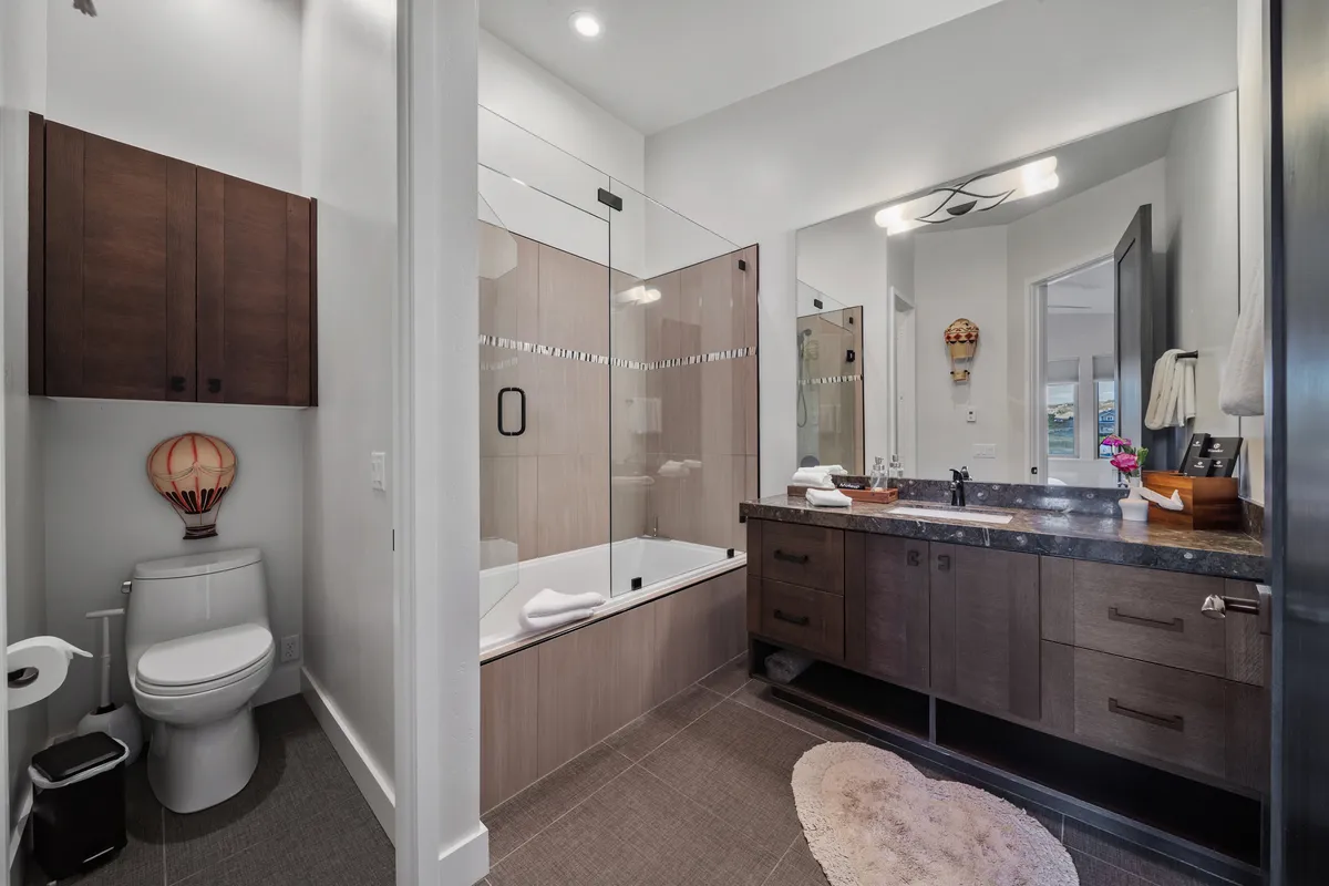 Wander Park City Lighthouse