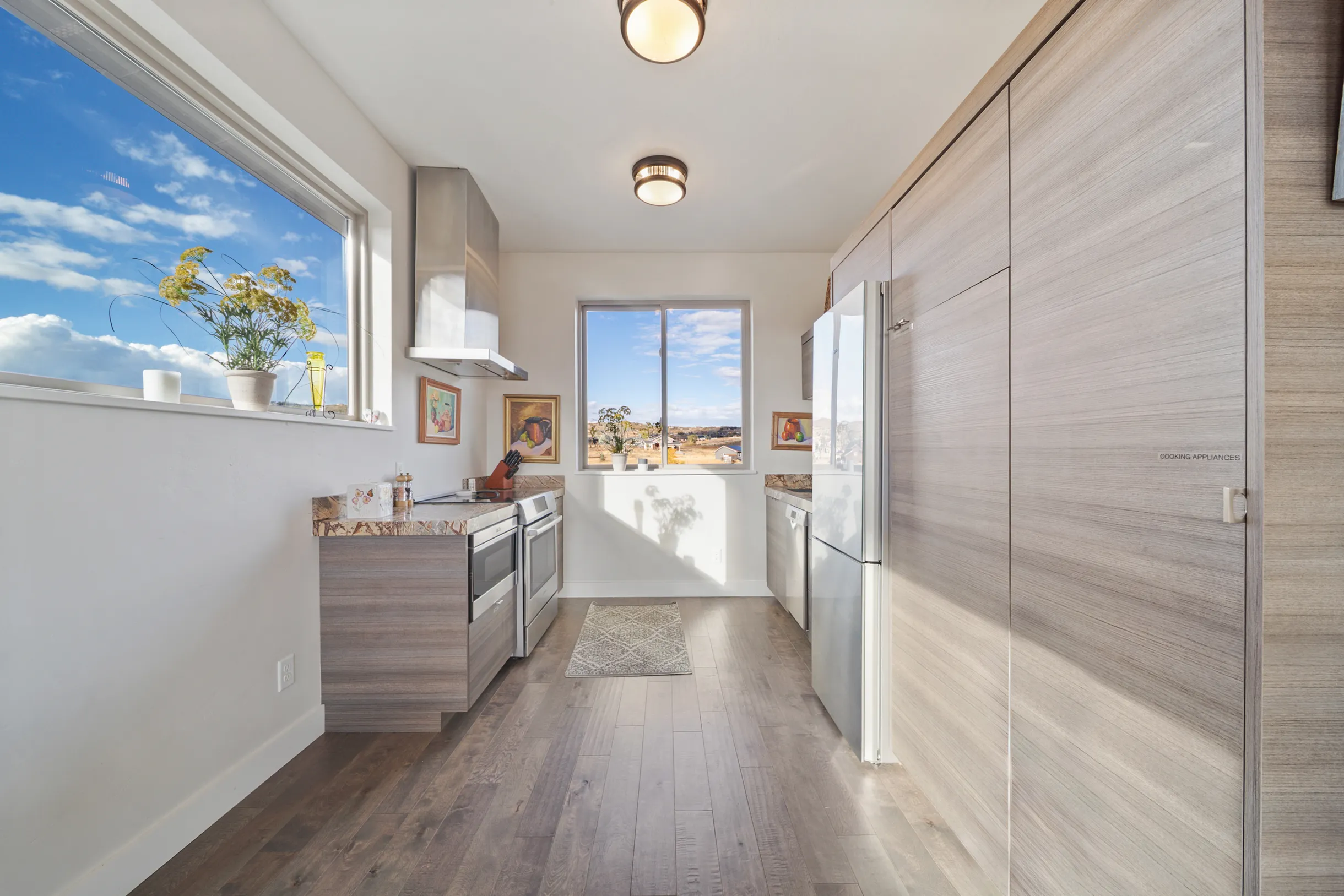 Wander Park City Lighthouse #100