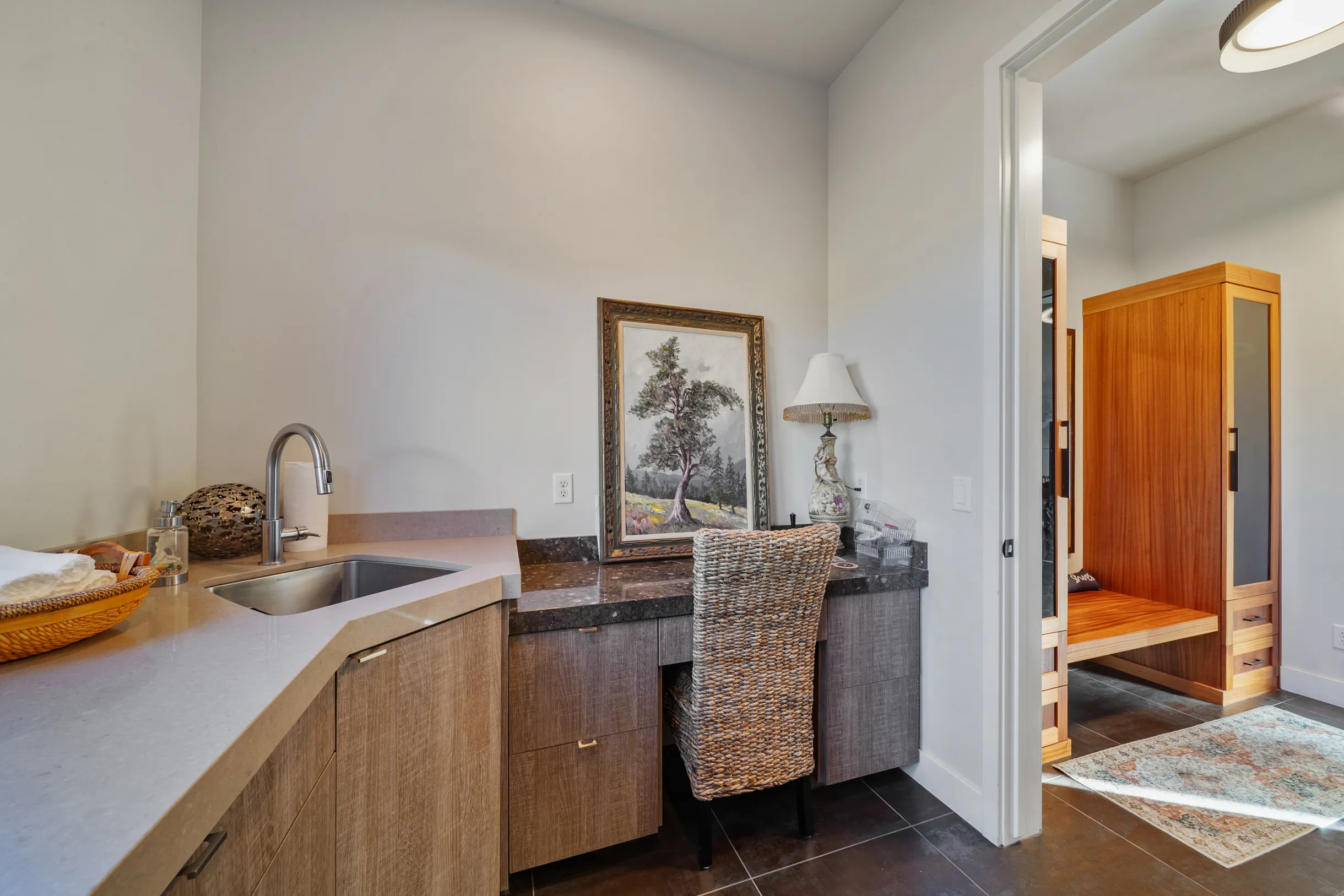 Wander Park City Lighthouse #80