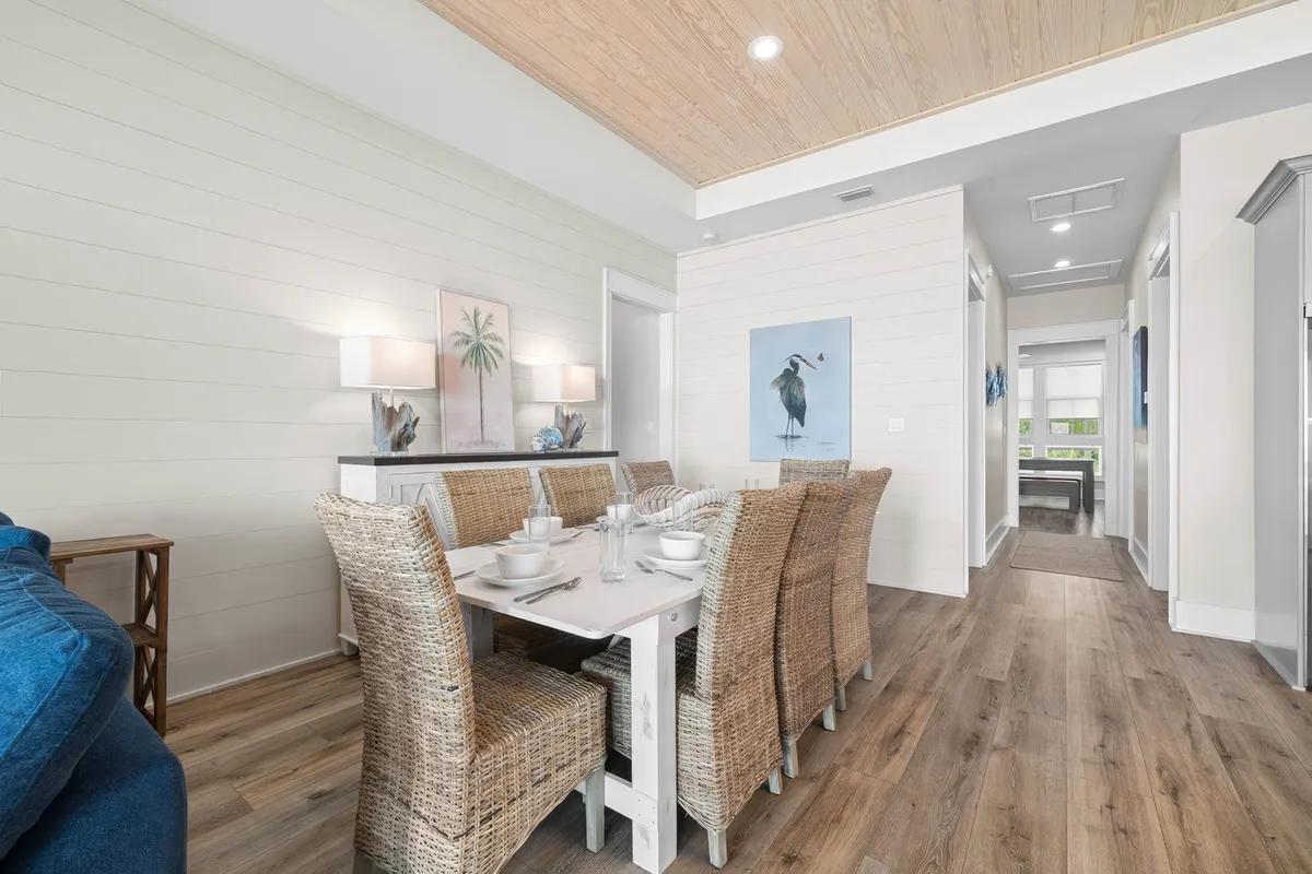 Wander St. George Beach Glass