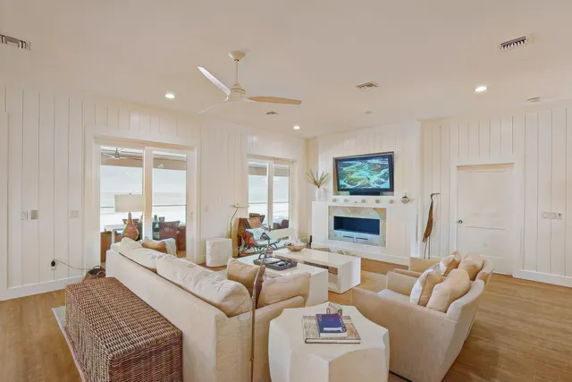 Wander Cape San Blas Grace #3