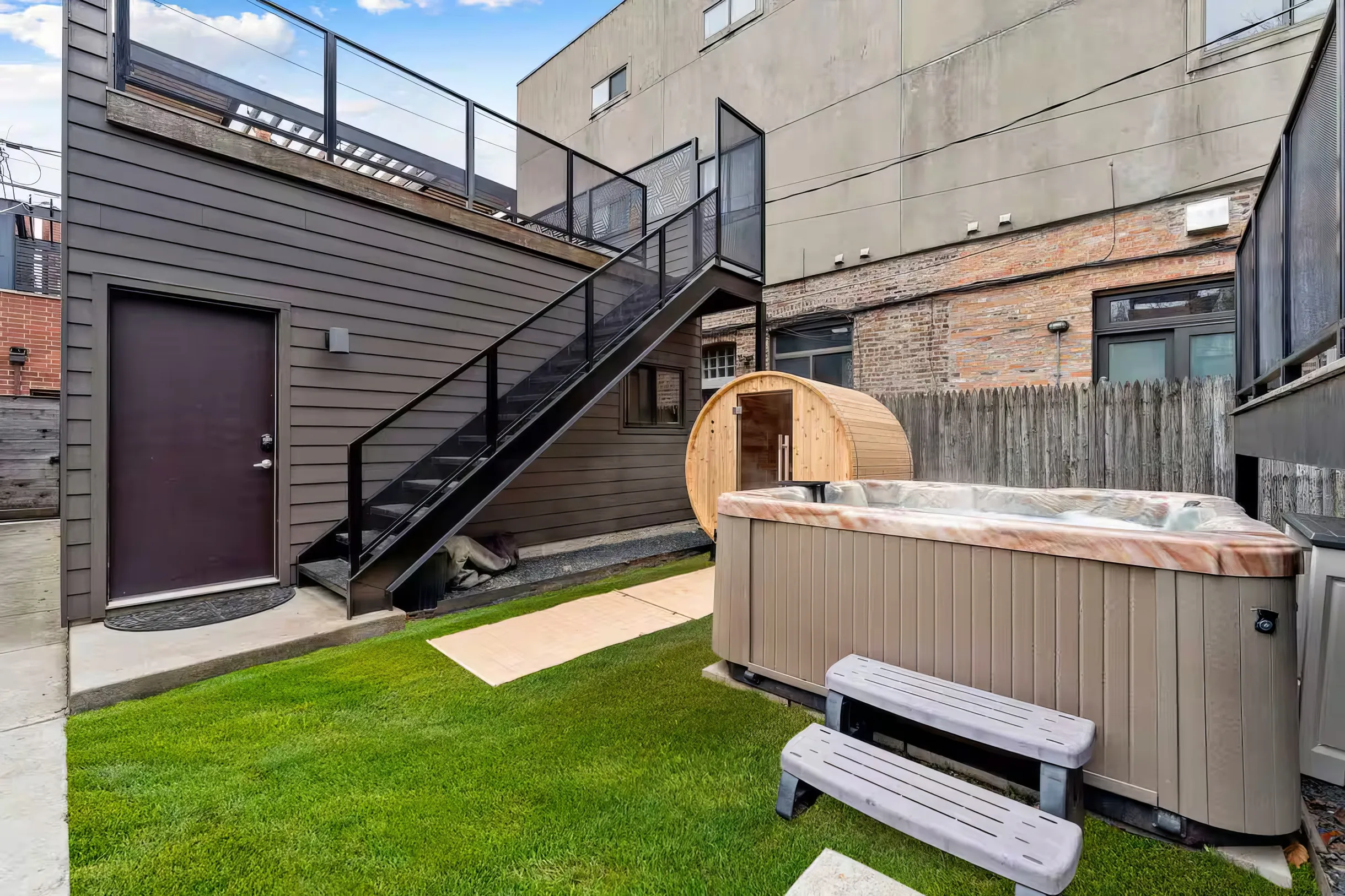 Wander Chicago Modern #7