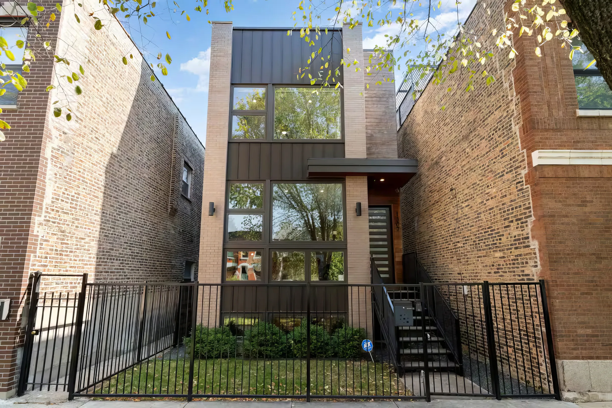 Wander Chicago Modern #43