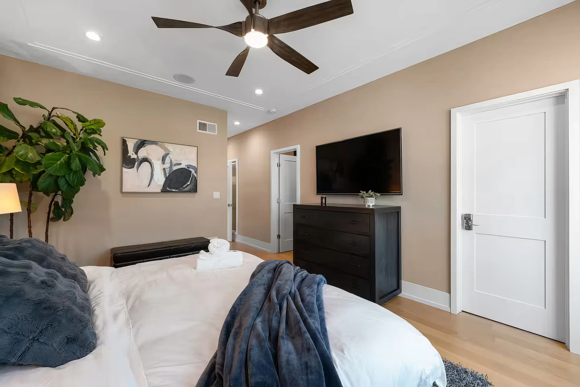 Wander Chicago Modern #30