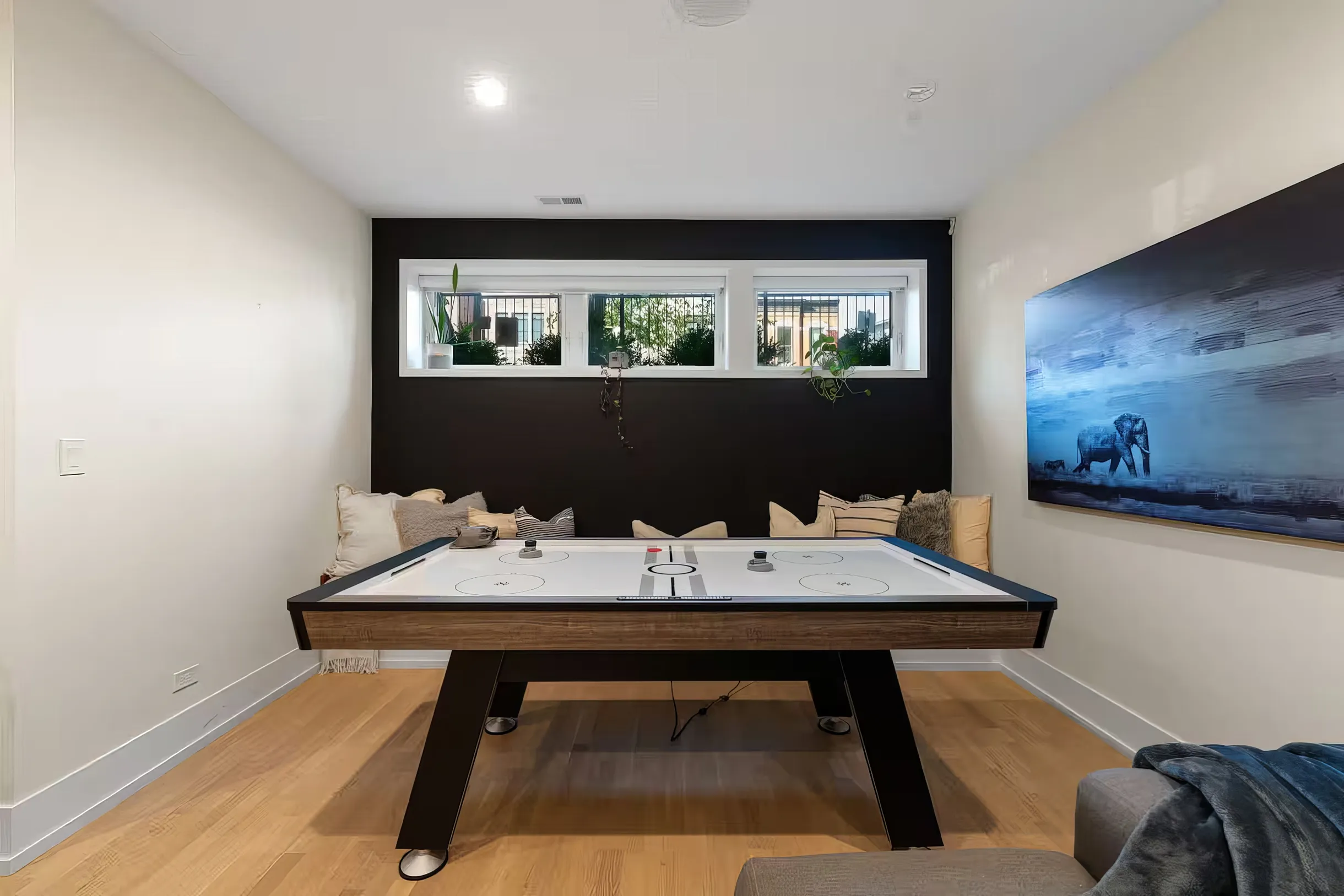 Wander Chicago Modern #54