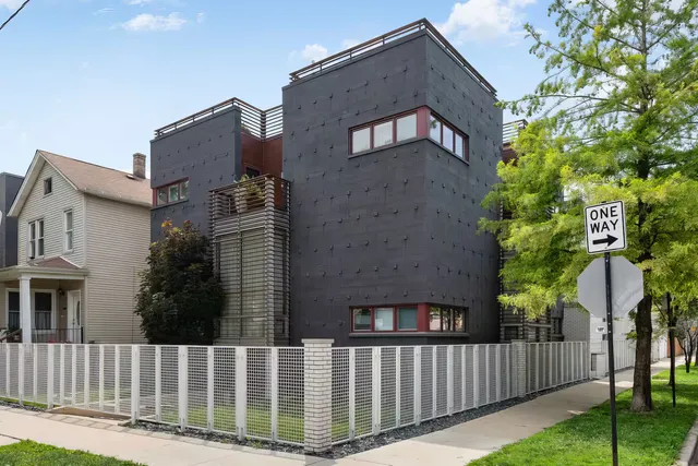 Wander Chicago Sky #5