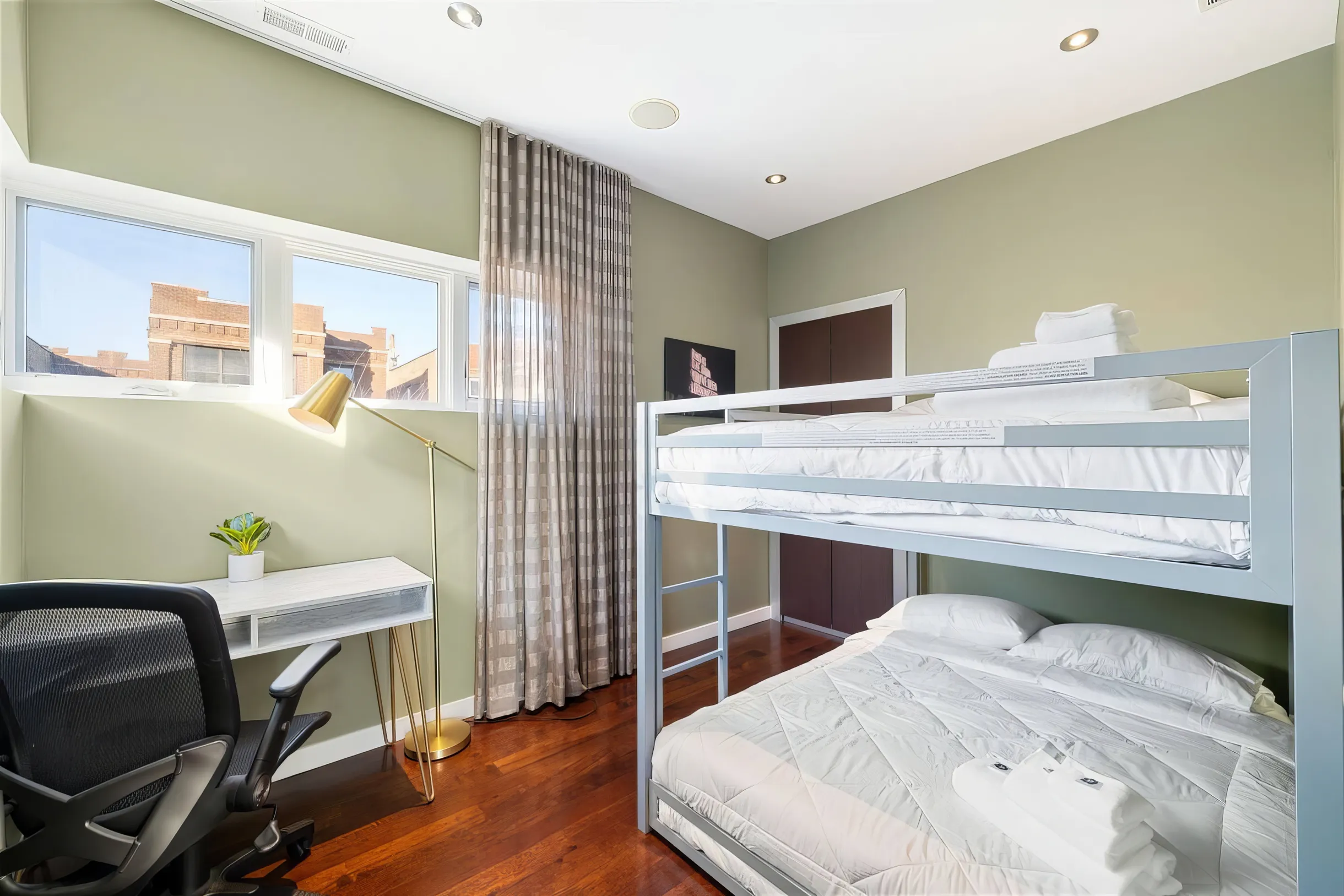 Wander Chicago Sky #39