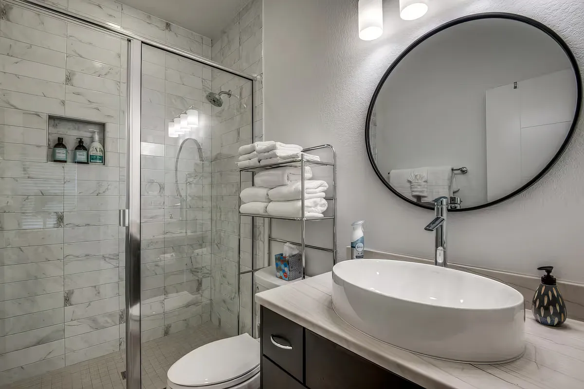 Wander Canyon Lake Vista