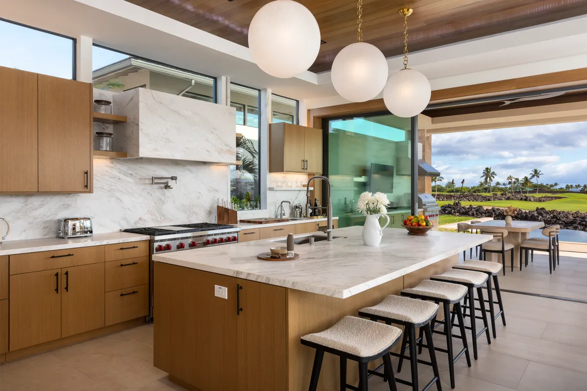 Wander Kamuela Coast