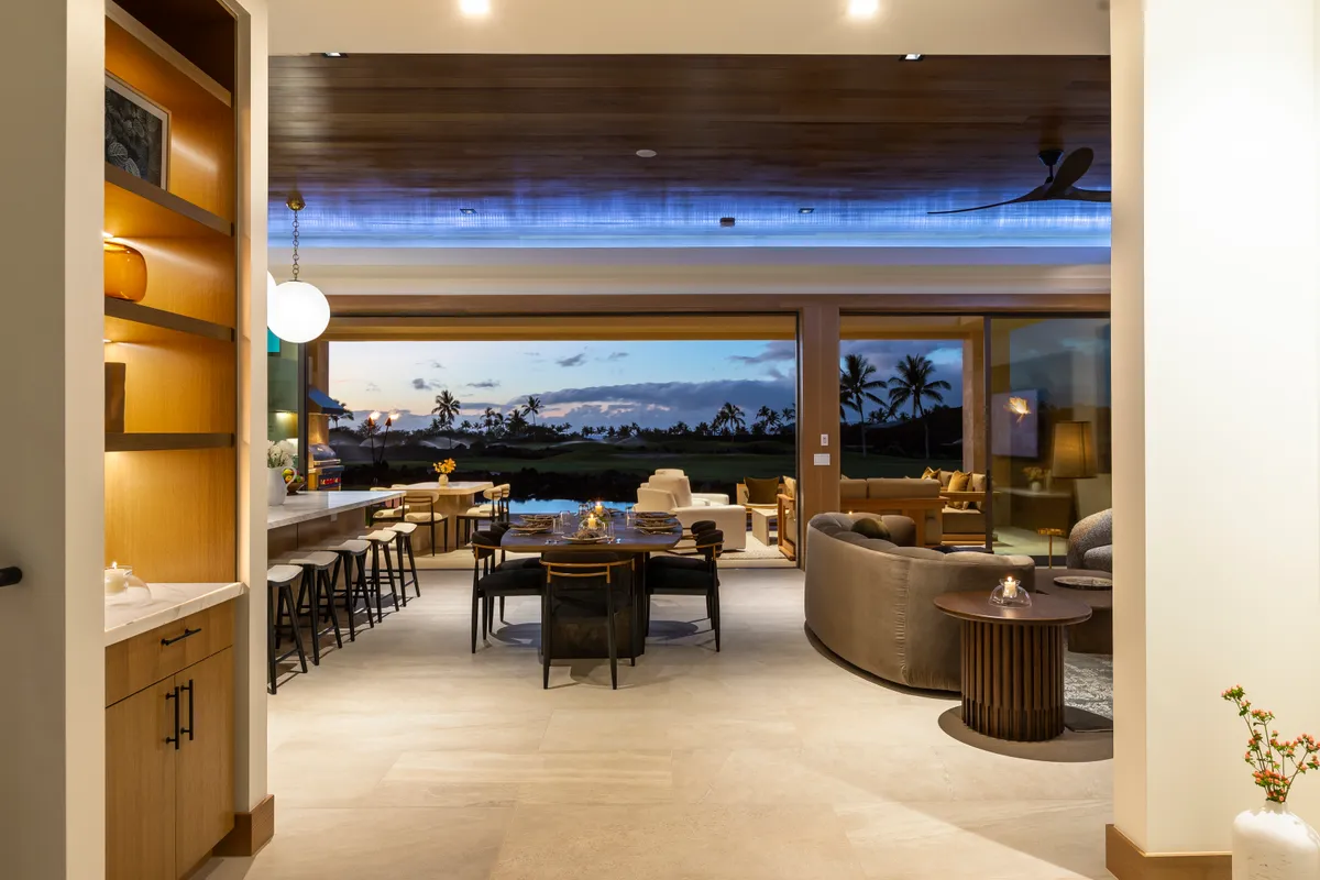 Wander Kamuela Coast