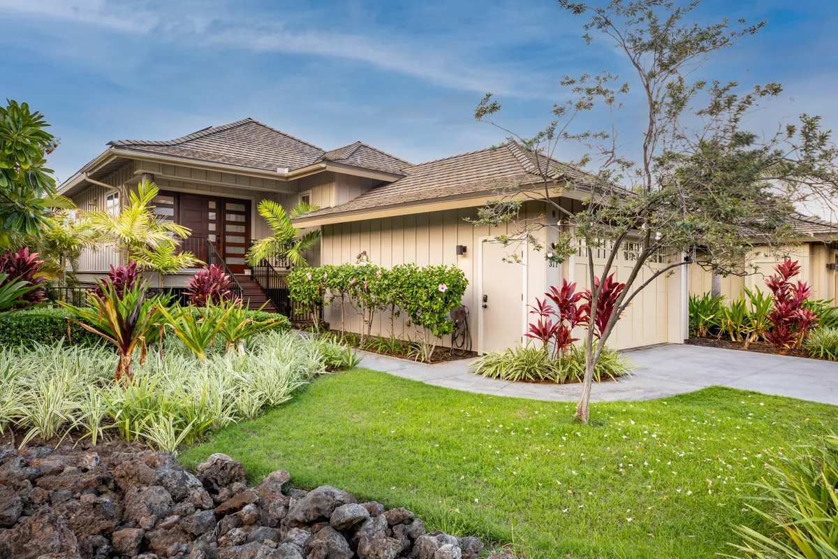 Wander Kamuela Sunset