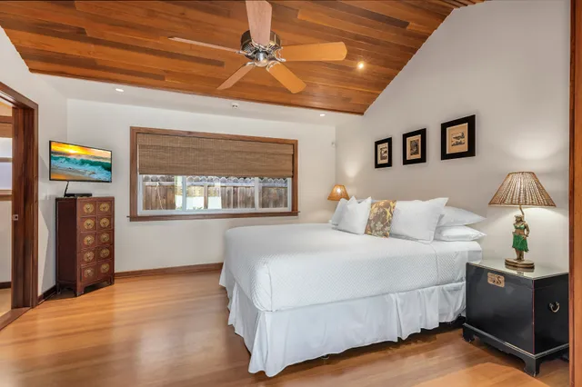 Bedroom 1 image 1