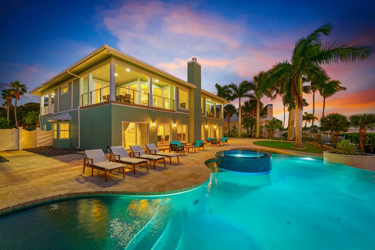 Wander Melbourne Beach