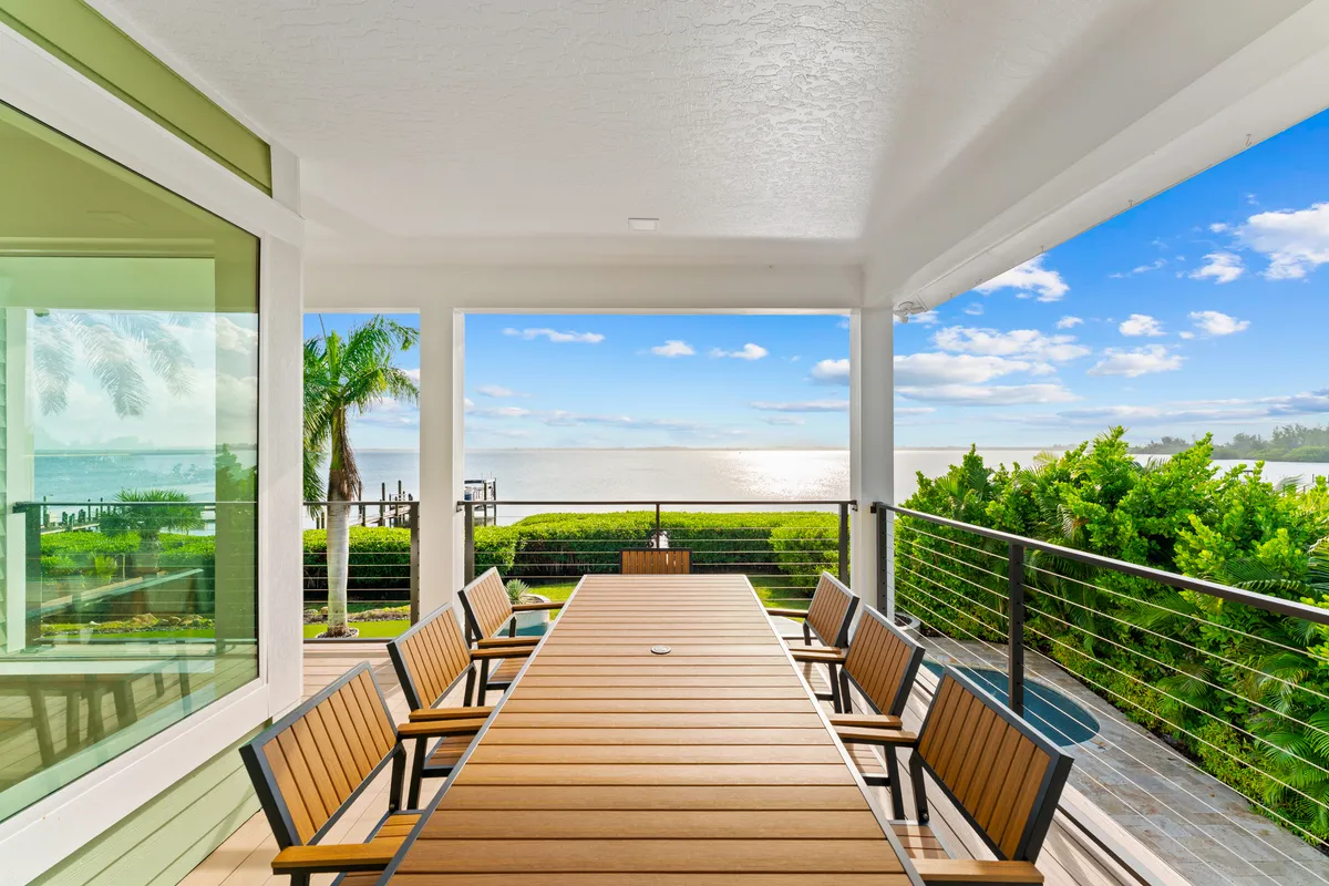 Wander Melbourne Beach