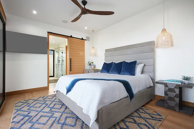 Bedroom 1 image 1