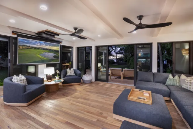 Wander Kauai Beachfront #3