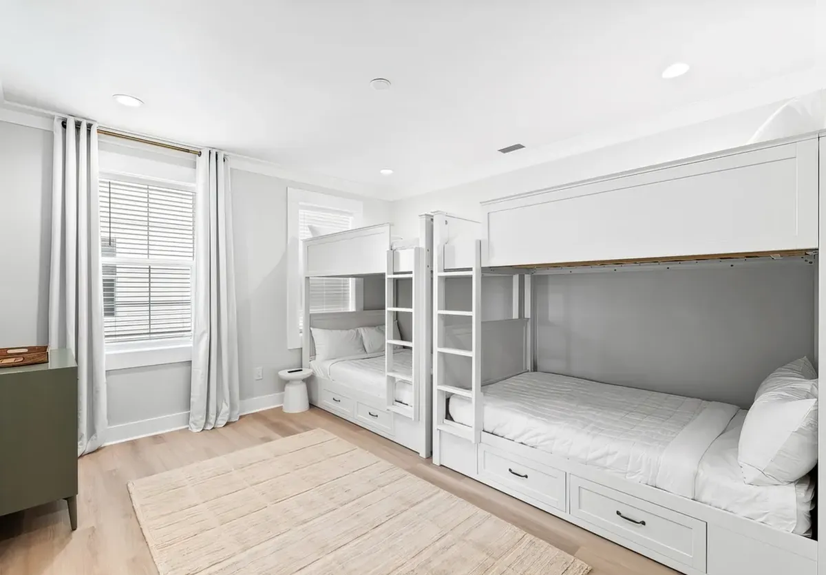 Bunk Bedroom 2 image