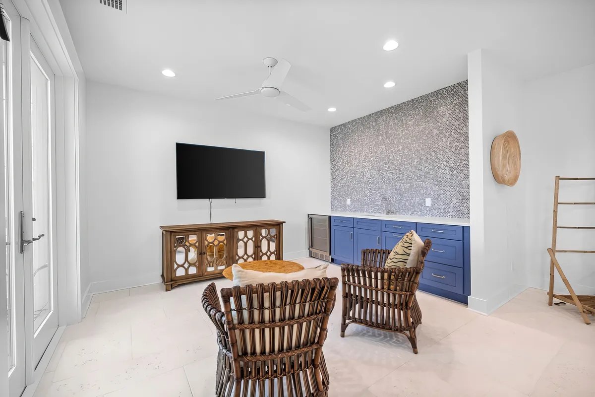 Wander Mexico Beach Feliz