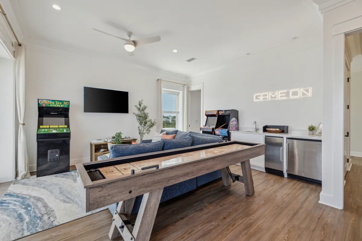 Tides Beach House #83