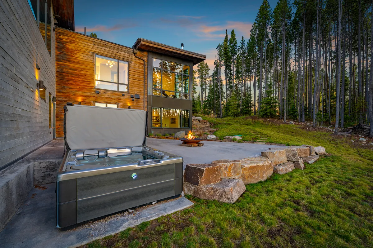 Wander Big Sky Vista