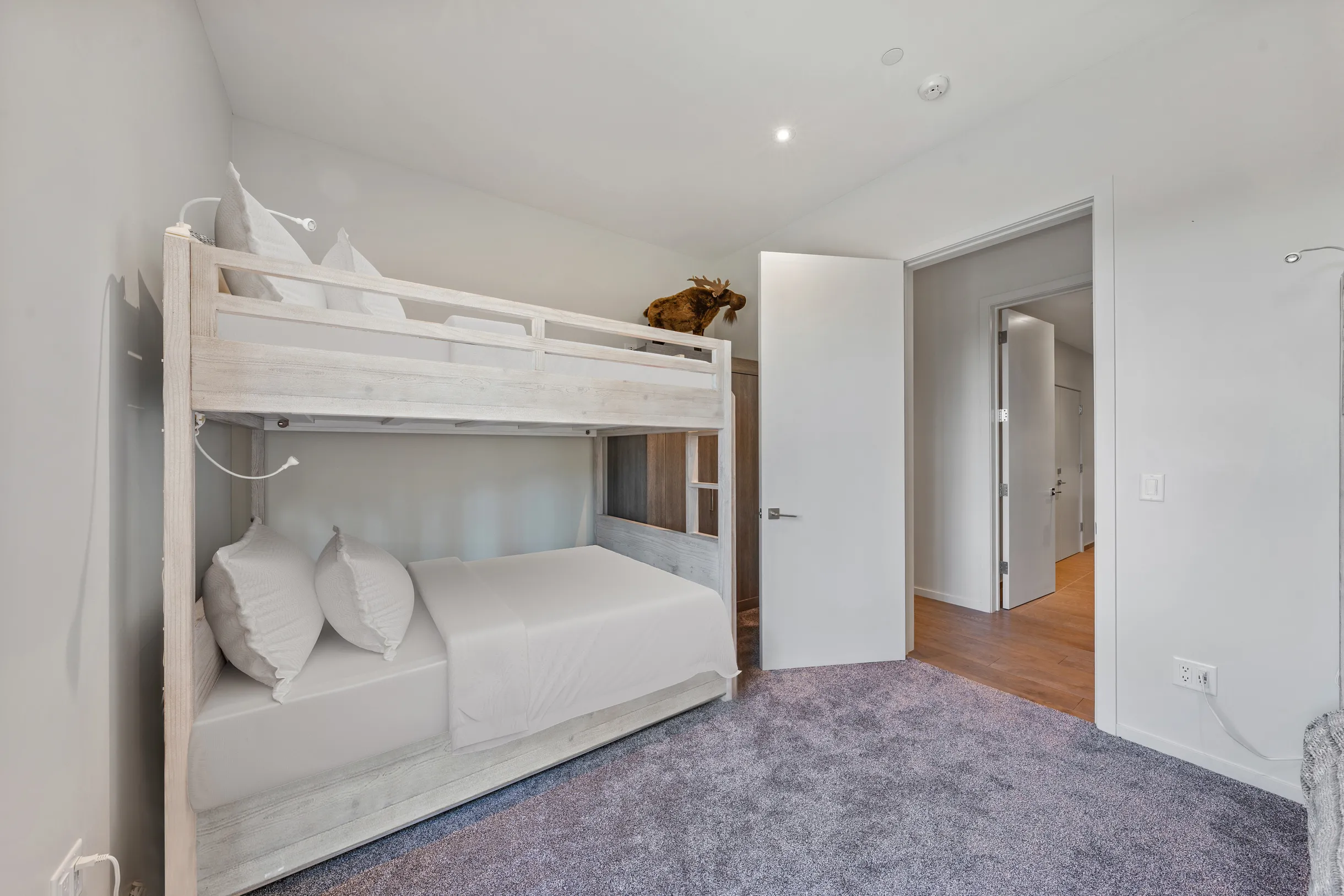 Wander Big Sky Vista #48