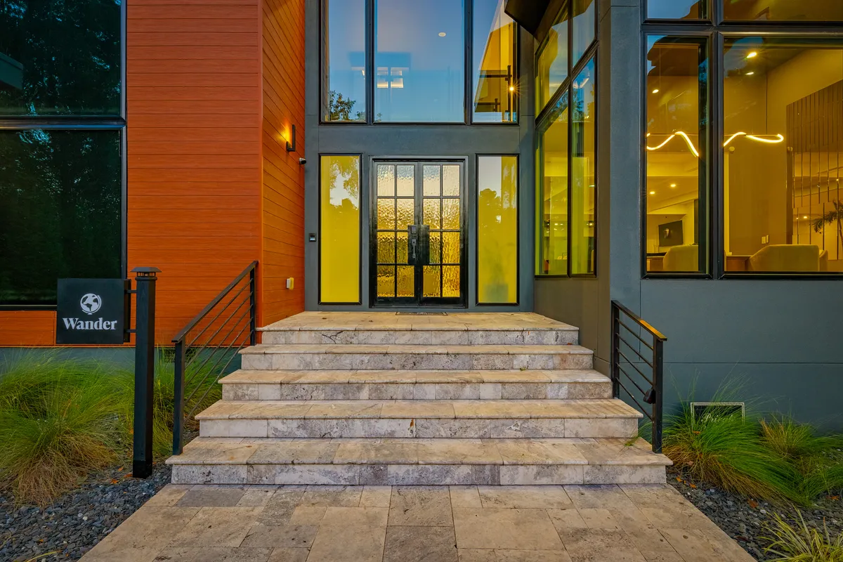 Wander Atlanta Modern