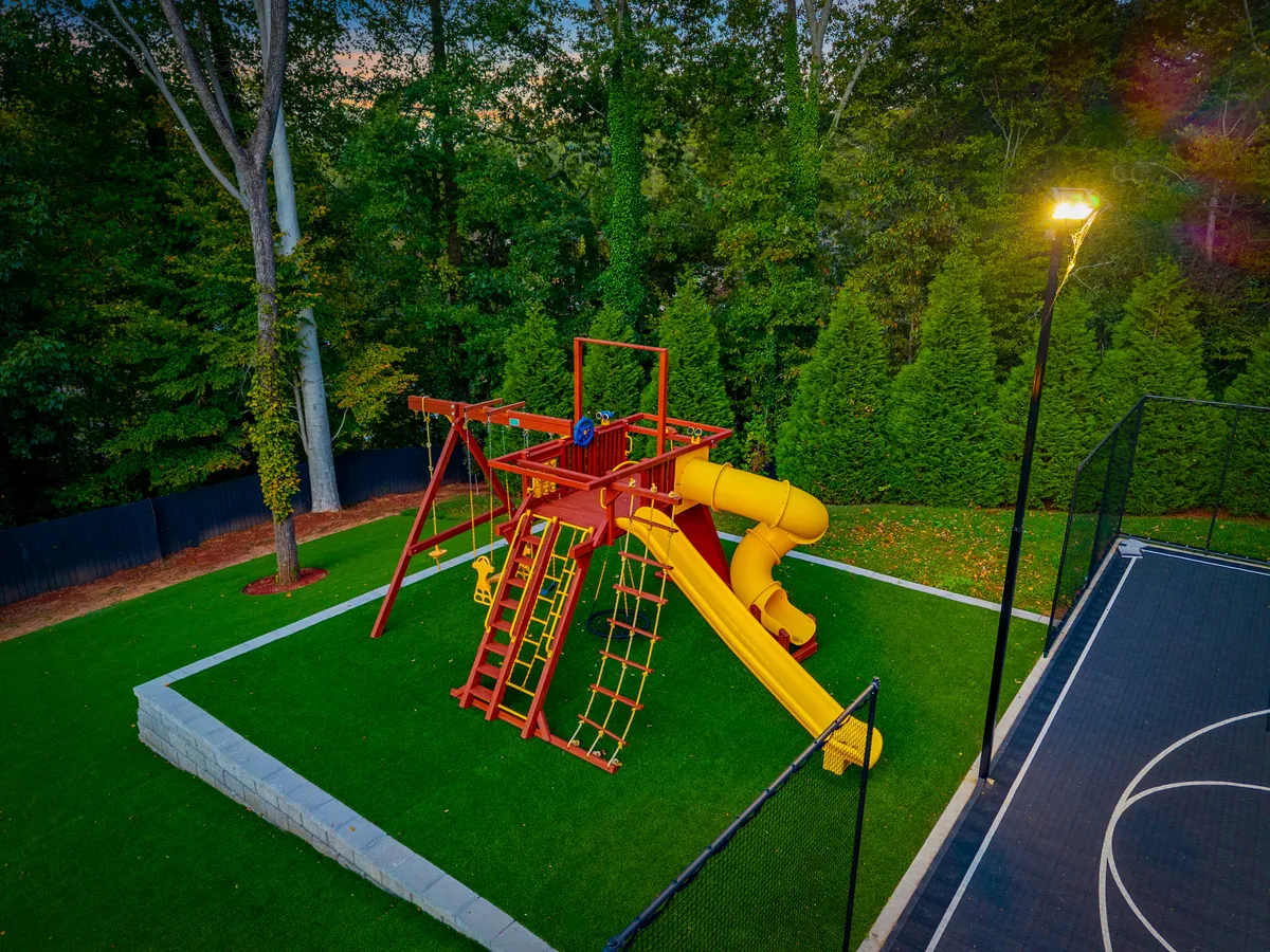 Wander Atlanta Modern