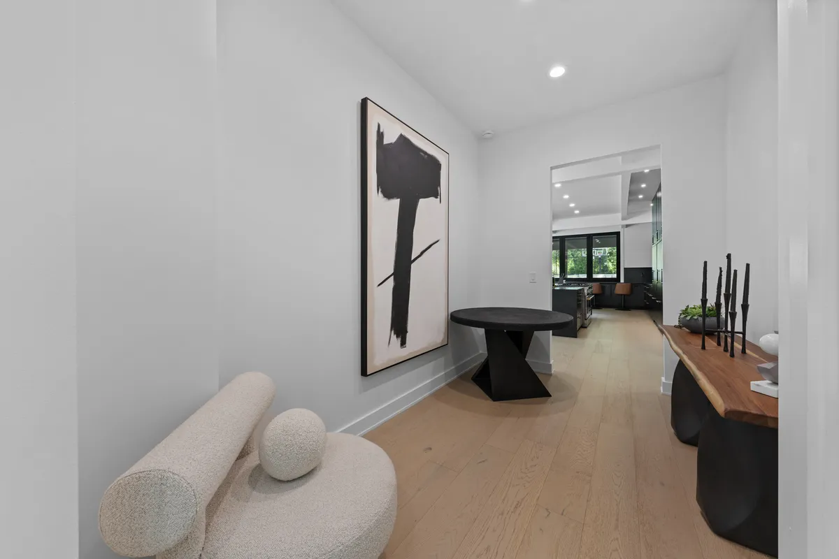 Wander Atlanta Modern