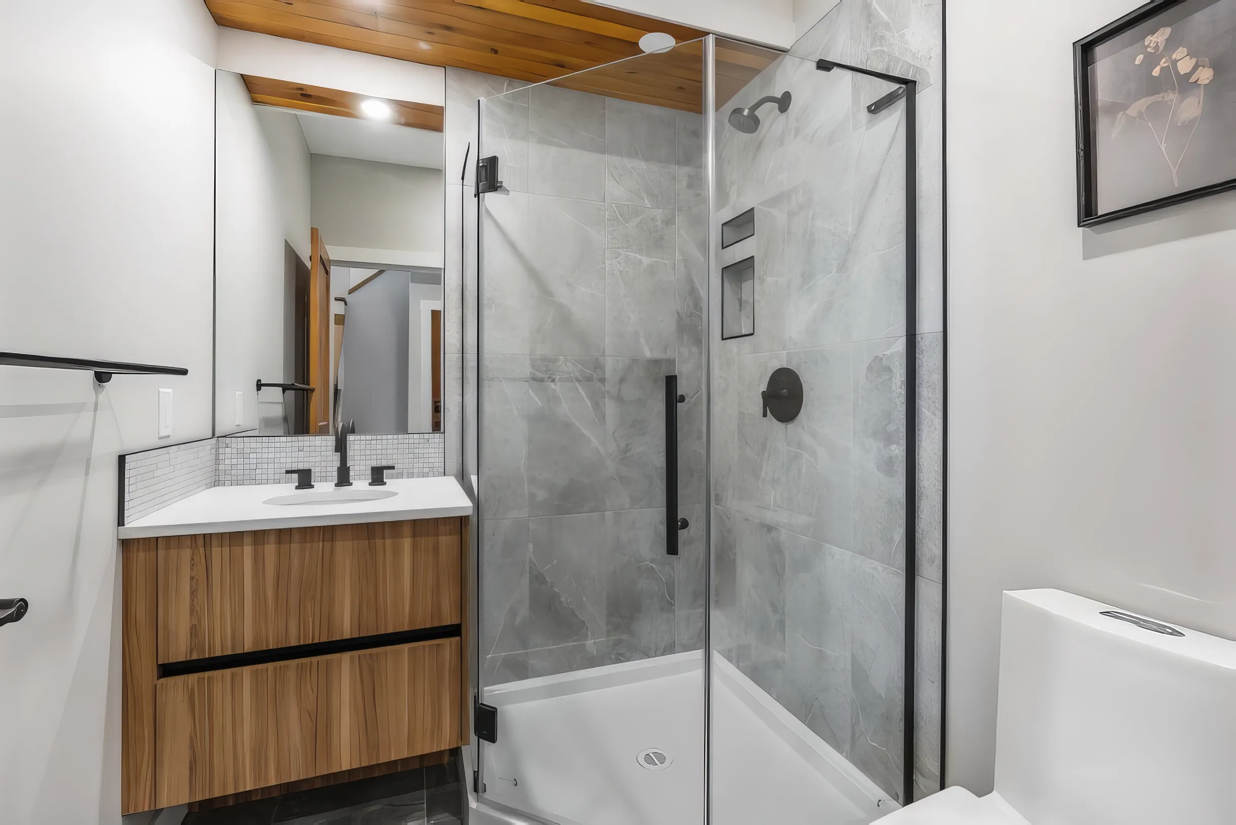 Chalet Monashee – Brand New High-End w/Amazing Views #13