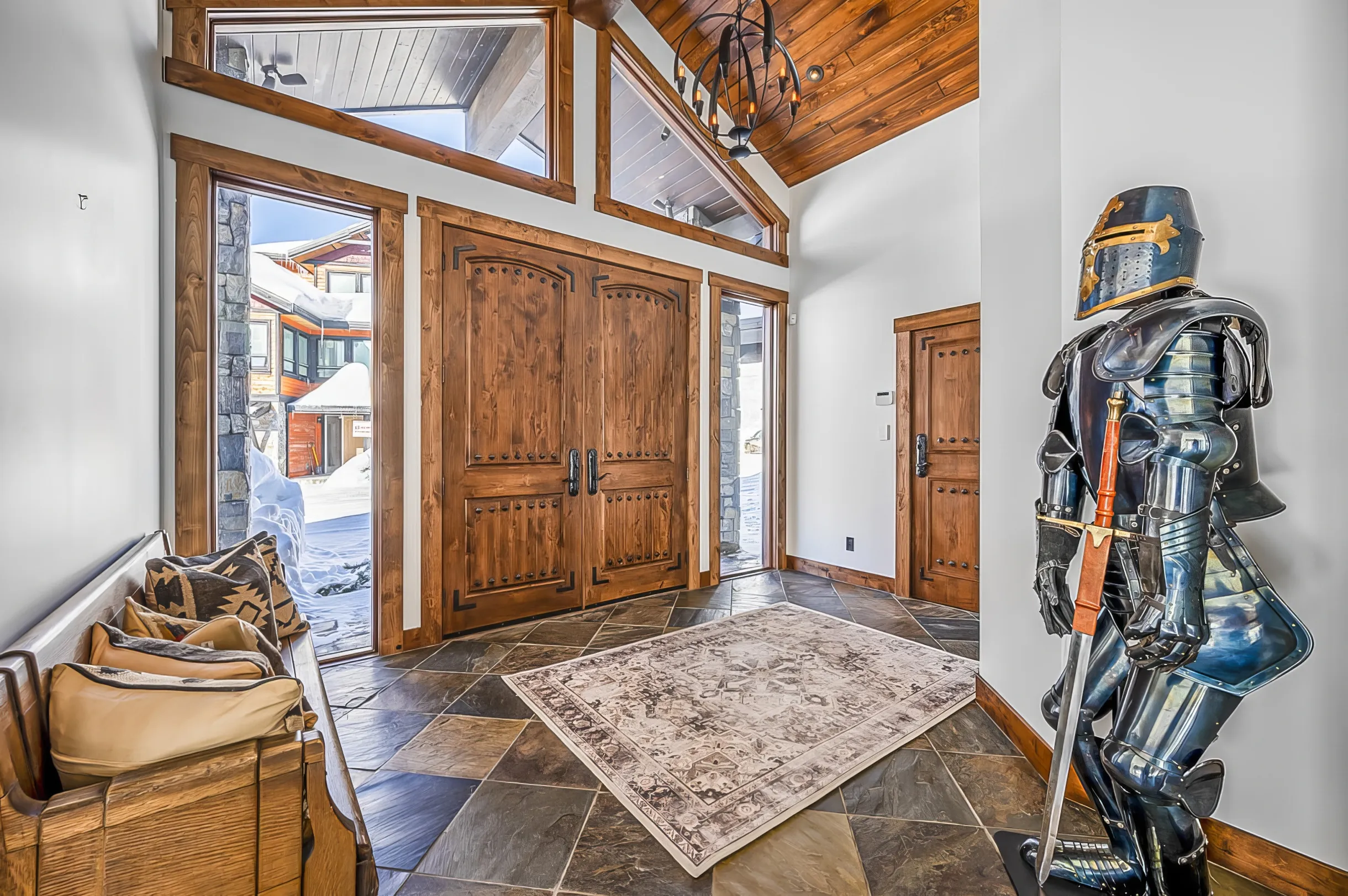 The Inuksuk Lodge - 4800 sq/ft of Big White Excellence #25