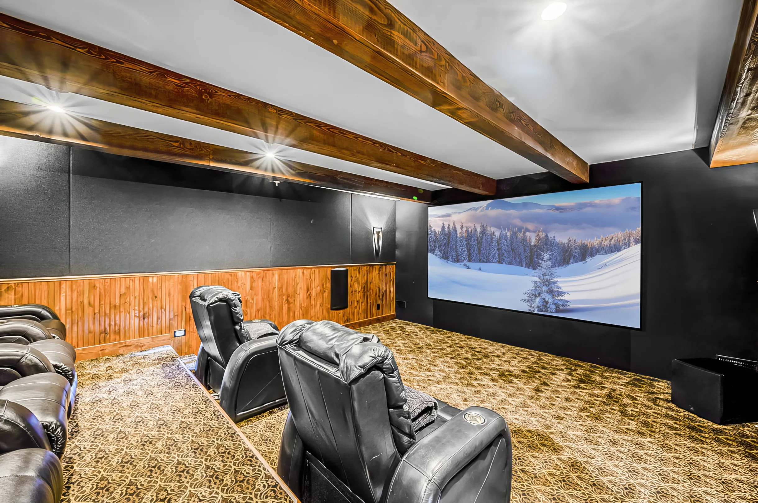 The Inuksuk Lodge - 4800 sq/ft of Big White Excellence #31