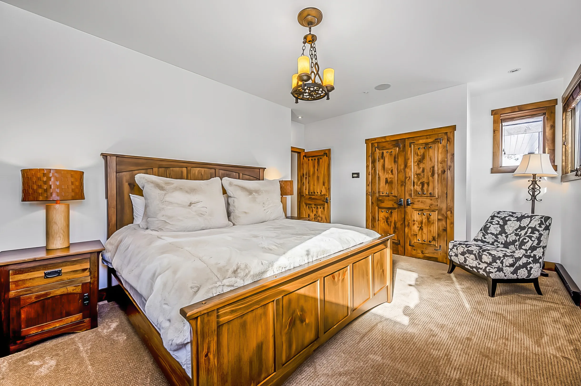 The Inuksuk Lodge - 4800 sq/ft of Big White Excellence #34