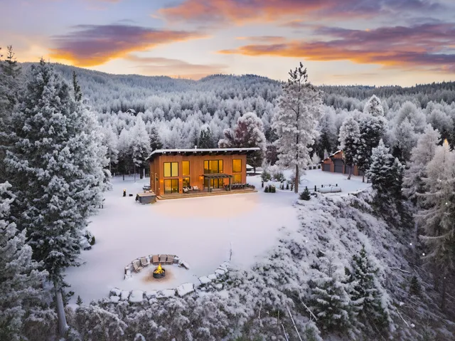 Wander Flathead Lake