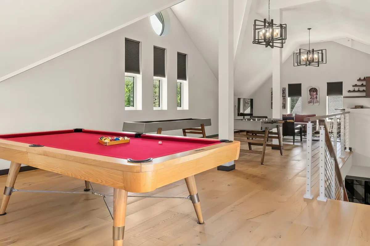 Wander Hunter Mountain Vista