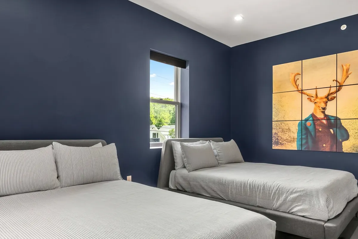 Bedroom 3 image