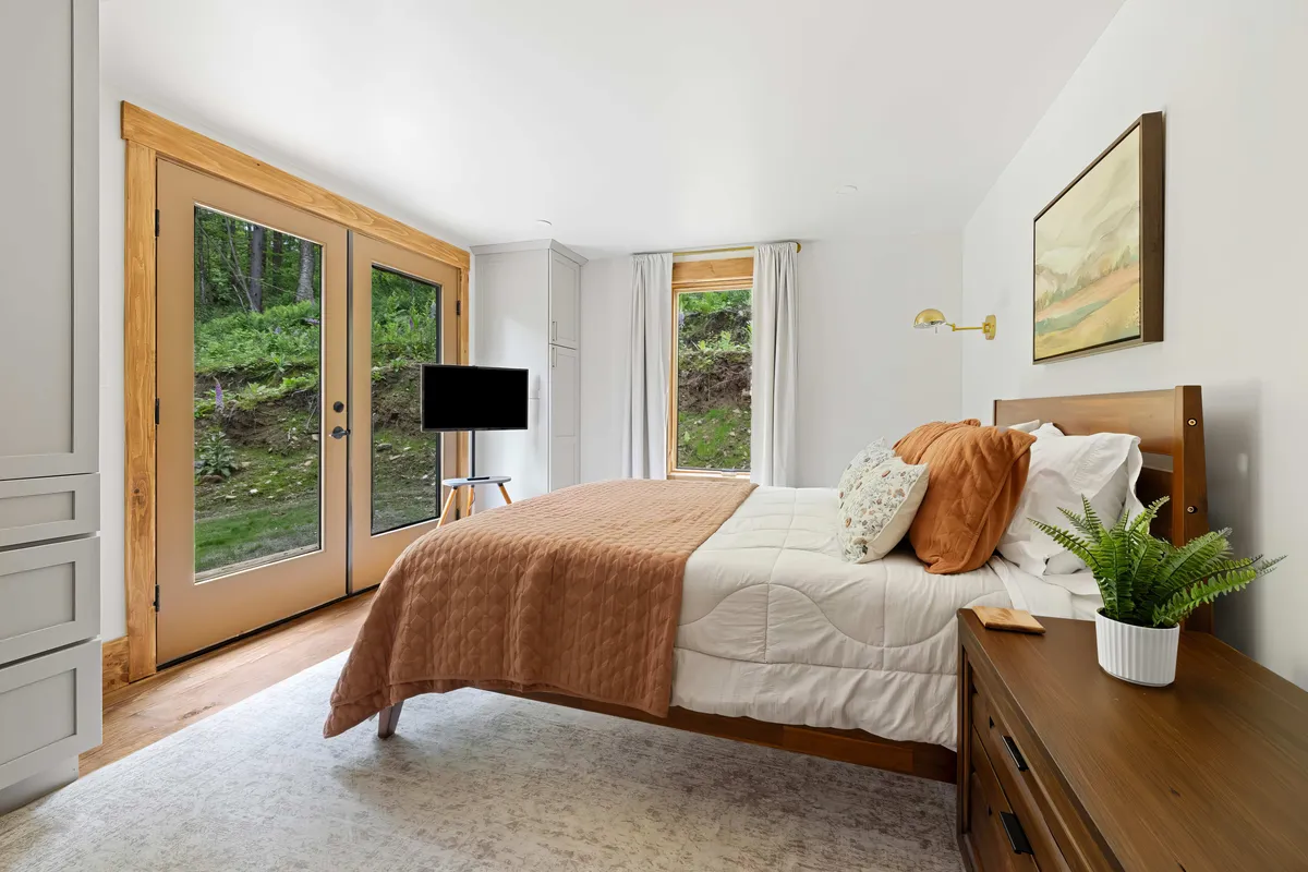 Bedroom 1 image