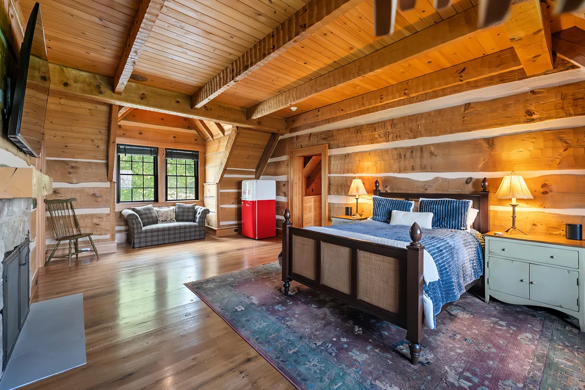 Bedroom 3 image
