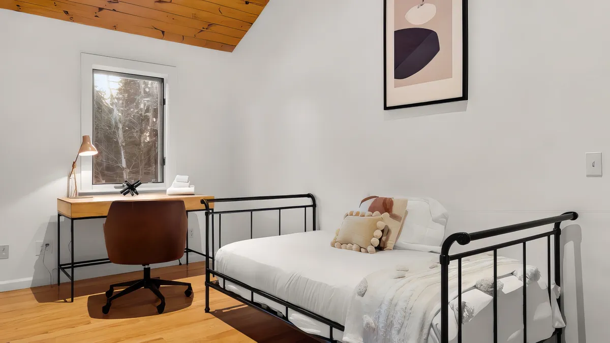 Bedroom 6 image