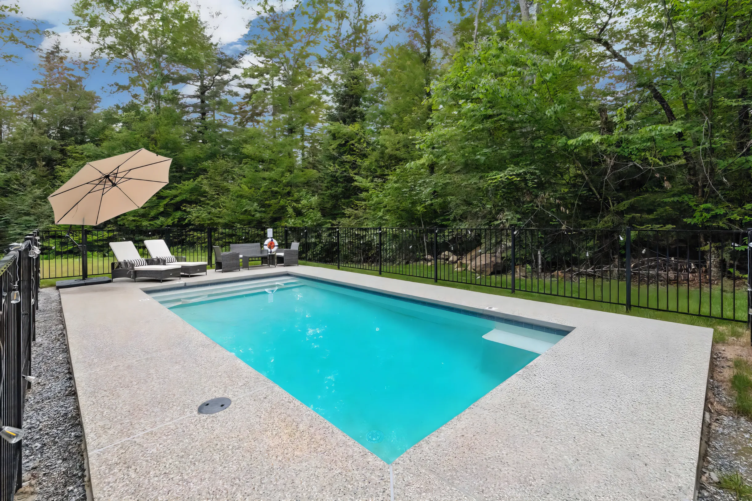Wander Berkshires Lodge #2