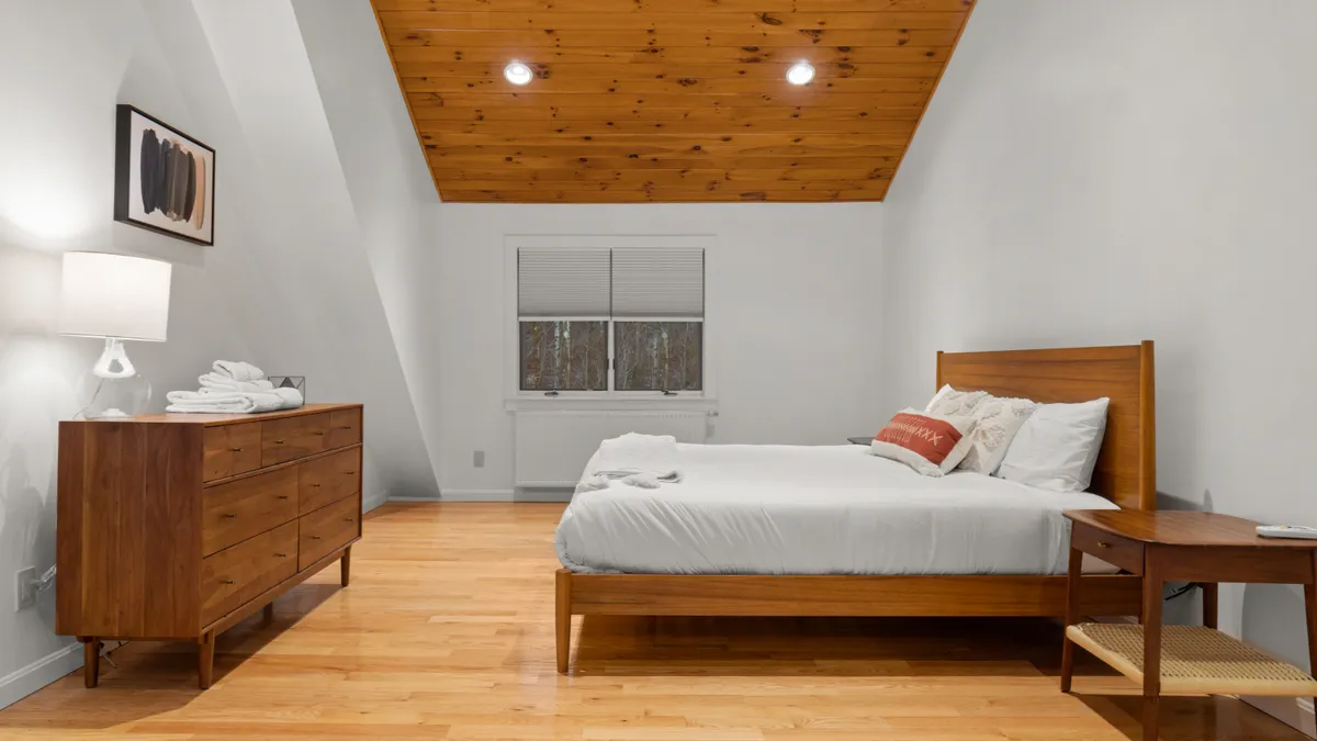 Bedroom 3 image