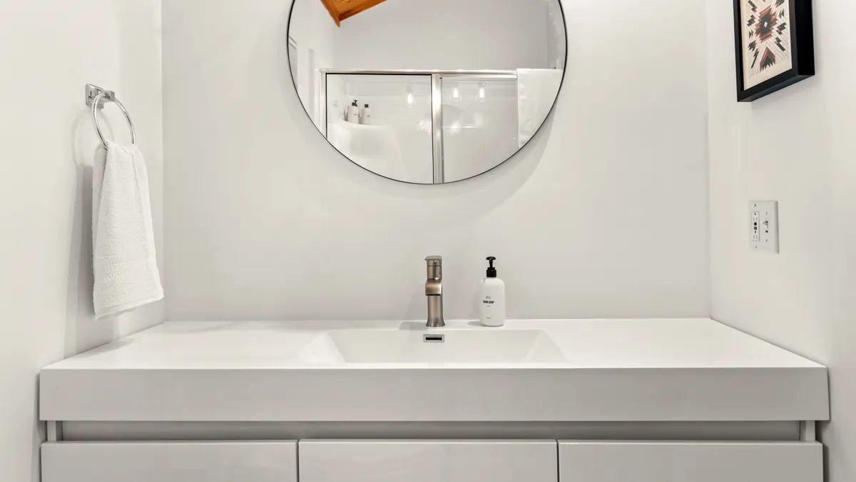 Wander Berkshires Lakeside