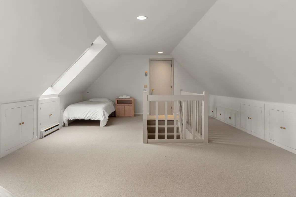 Wander New London Chalet #47