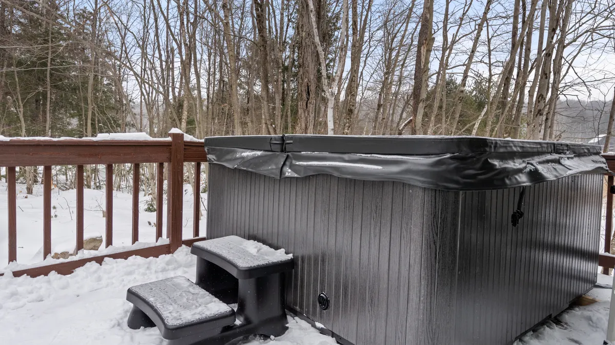 Wander Berkshires Lakeside