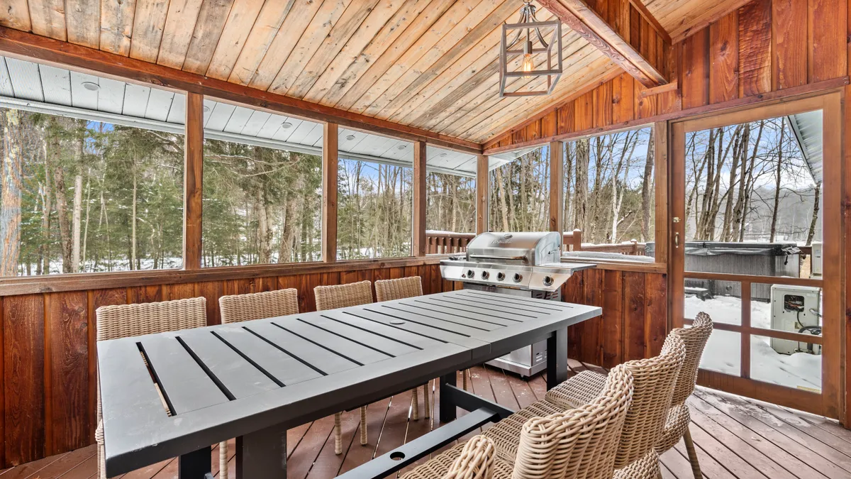 Wander Berkshires Lakeside