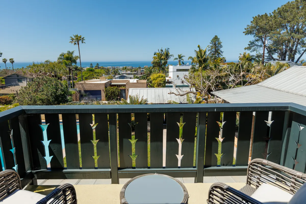 Wander Solana Retreat