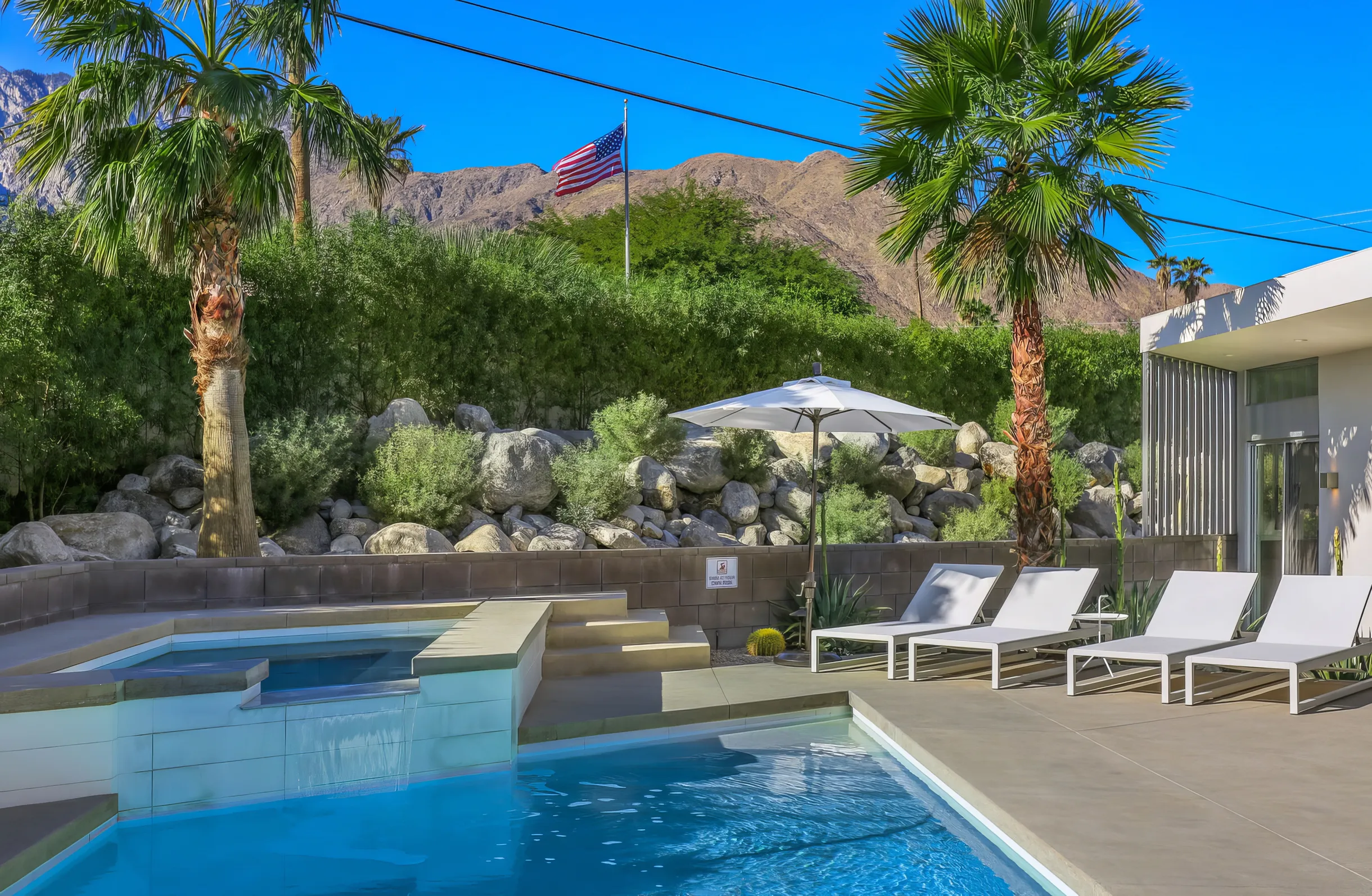 Wander Palm Springs Horizon #18