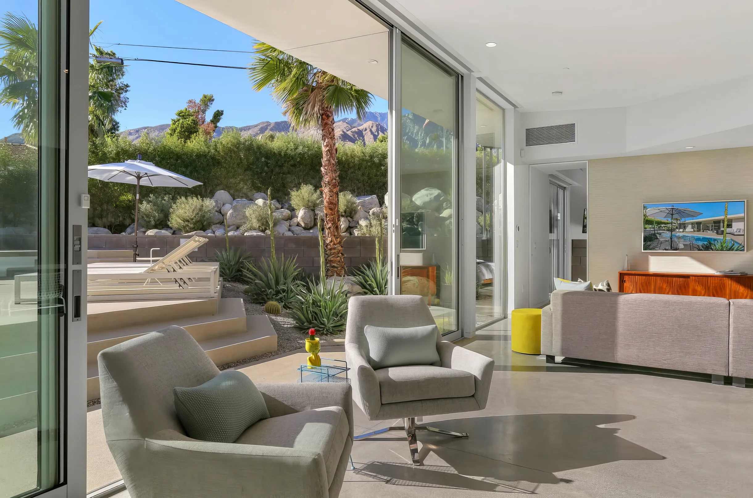 Wander Palm Springs Horizon #33